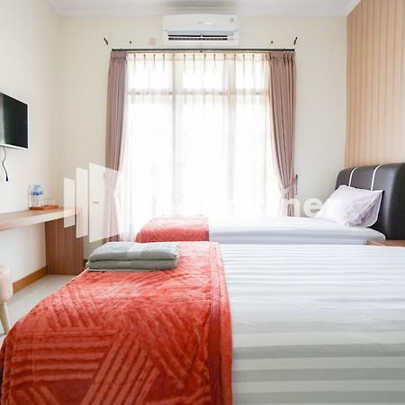 Fazza Syariah Mitra Reddoorz Hotel Jakarta Luaran gambar