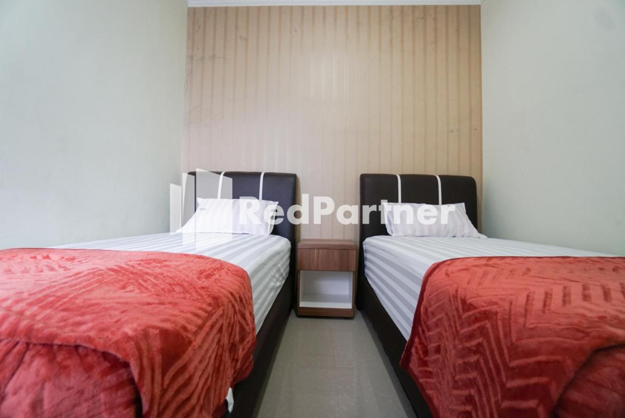 Fazza Syariah Mitra Reddoorz Hotel Jakarta Luaran gambar