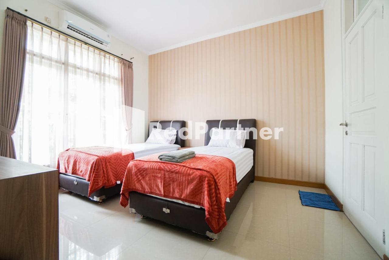 Fazza Syariah Mitra Reddoorz Hotel Jakarta Luaran gambar