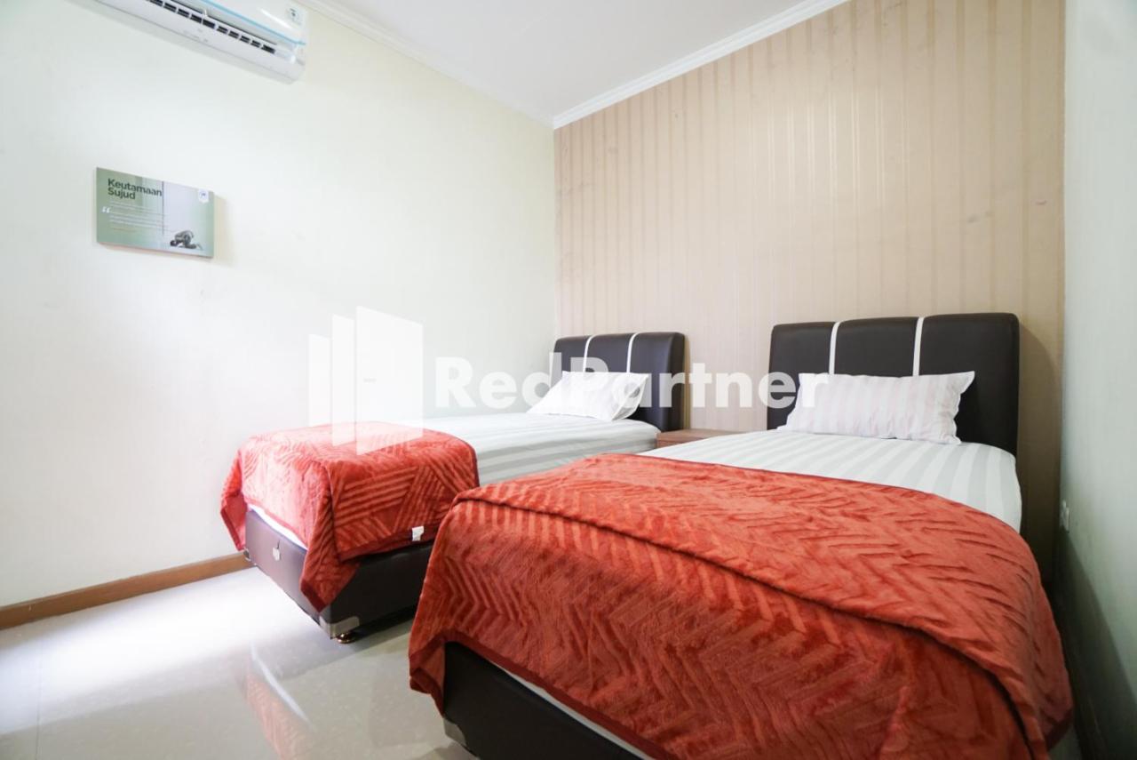 Fazza Syariah Mitra Reddoorz Hotel Jakarta Luaran gambar